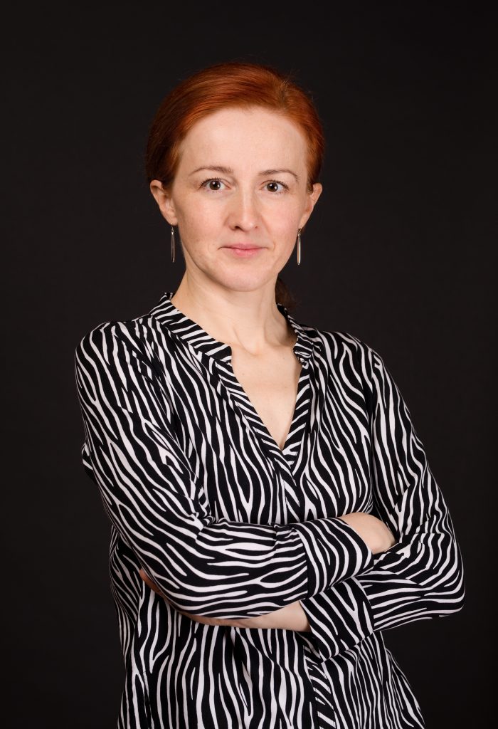 dr hab. NATALIA PAPROCKA, prof. UWr