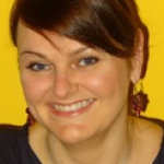 dr MAGDALENA KRZYŻOSTANIAK