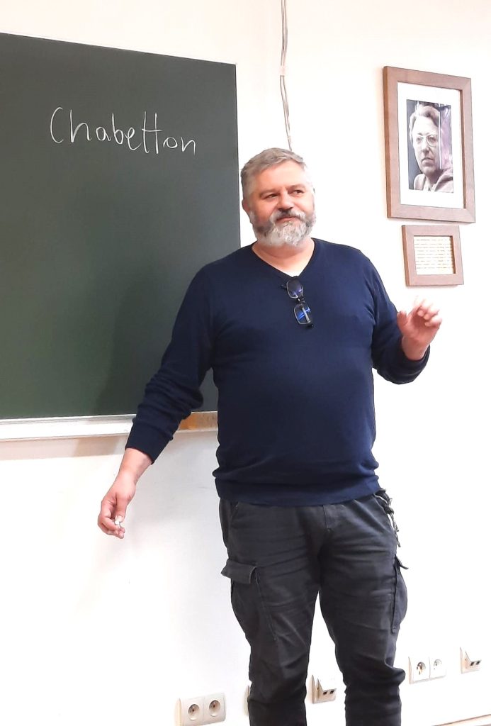 spotkanie z tłumaczem i filologiem, prof. Wojciechem Charchalisem