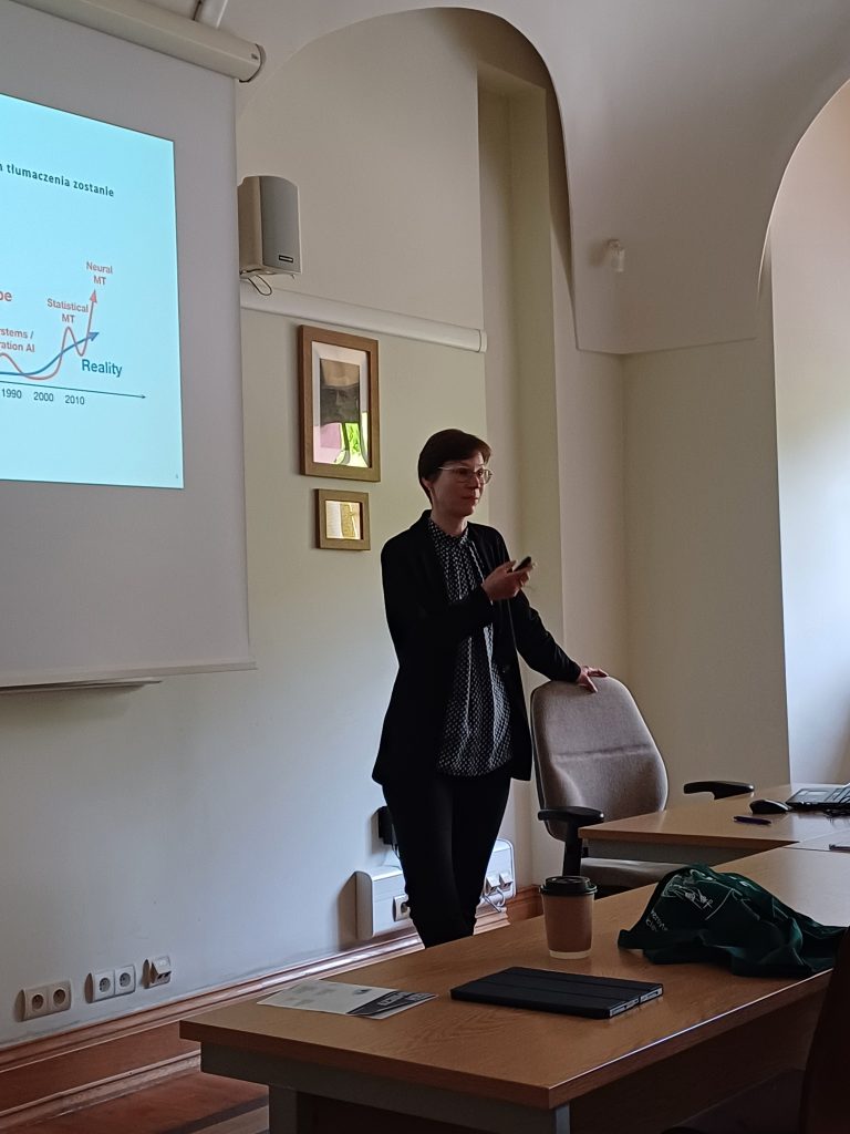 Karolina Stefaniak, „Tłumacz 2.0, czyli jak być tłumaczem w epoce tłumaczenia maszynowego i sztucznej inteligencji”